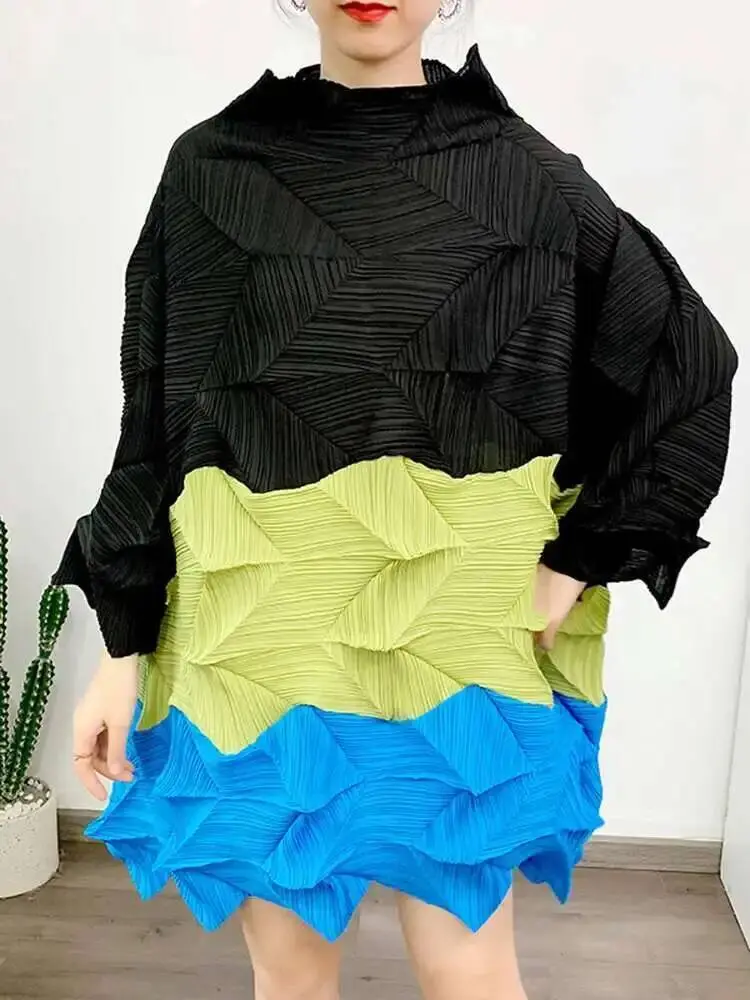 LANMREM Color Block Long Pleated Blouse For Women Turtleneck Long Sleeves Fold Loose Chic Blouses Female Top Spring New 2DA1132