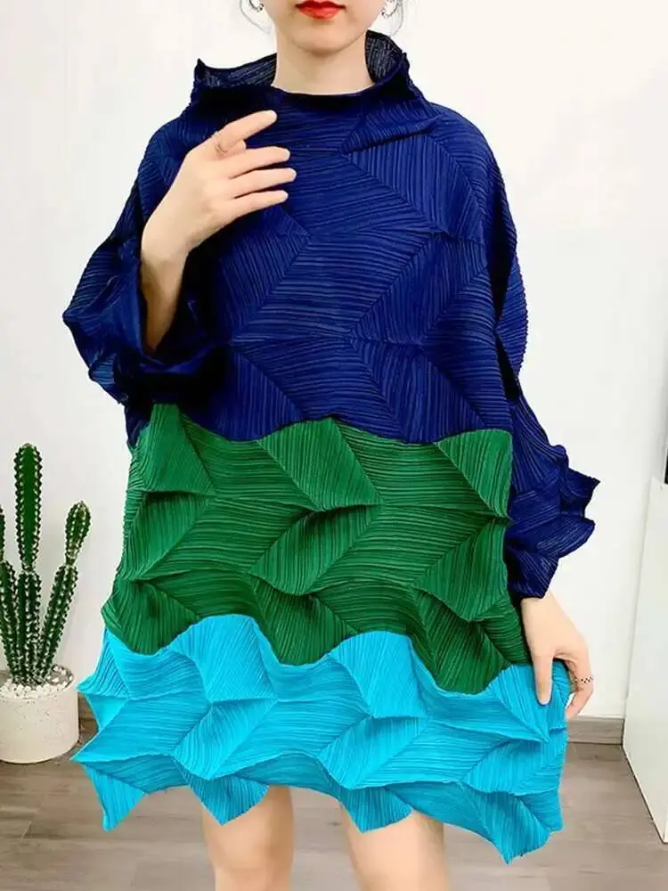 LANMREM Color Block Long Pleated Blouse For Women Turtleneck Long Sleeves Fold Loose Chic Blouses Female Top Spring New 2DA1132