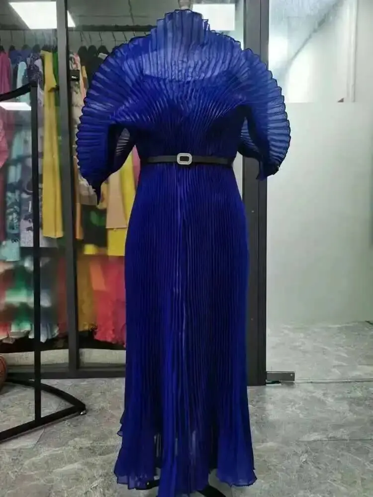 LANMREM Elegant Solid Color Pleated Dress For Women Big Size Long Length Transparent With Sling Clothing 2025 Spring New 2DB945