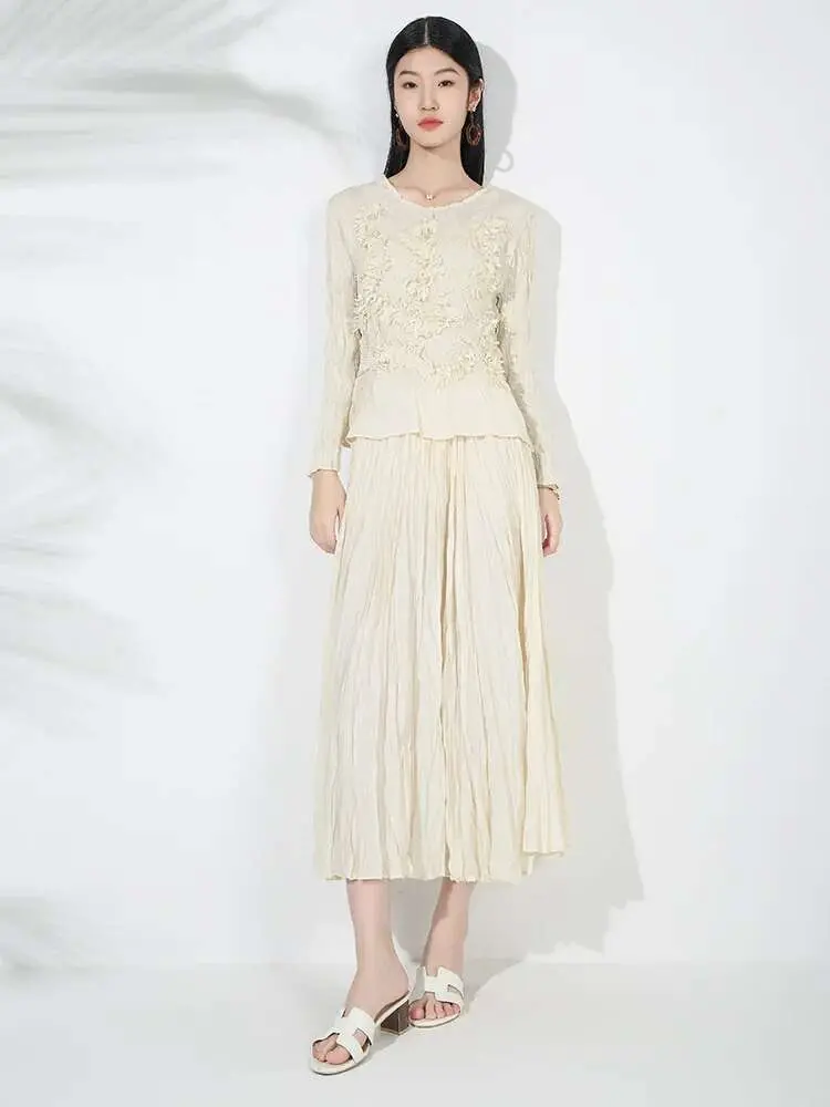 LANMREM High End Pleated Set Solid Color Embroidered Long Sleeves Shirts With Fold Skirts Female Chic Sets 2024 New 2DB1444
