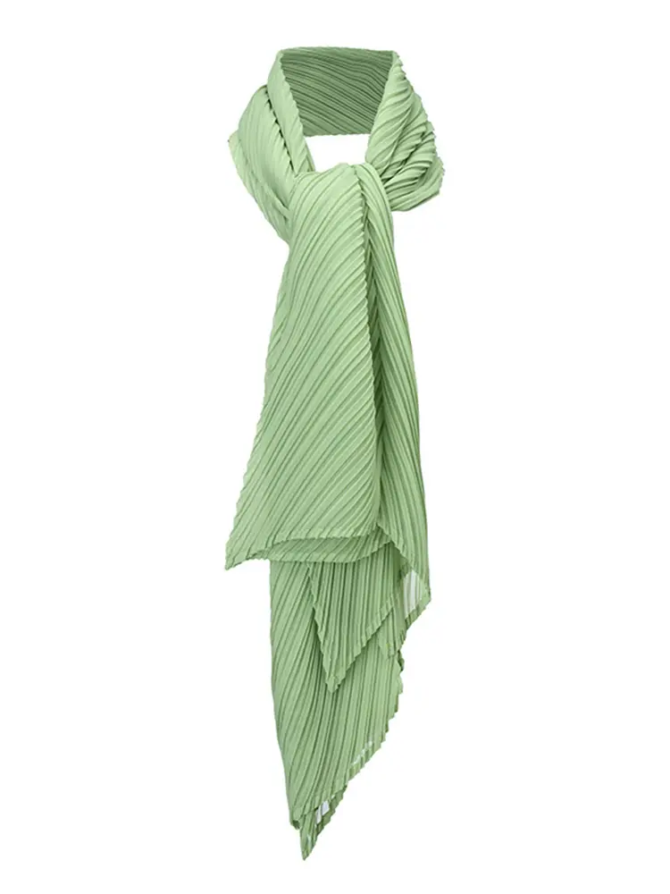 LANMREM 2025 Summer New High End Simple Pleated Scarf Comfortable And Gentle Shawl Sunscreen And Sunshade Accessories 2DB2854