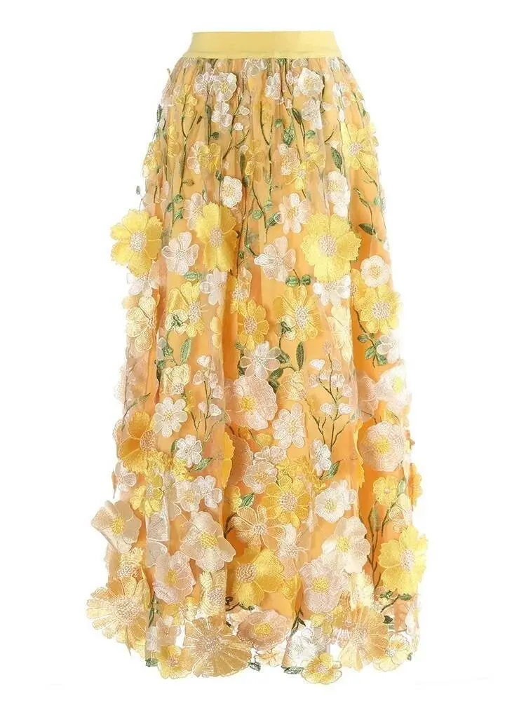 LANMREM Heavy Industries Embroidered French Chic Three Dimensional Multi Colored Flower Yarn Skirt 2025 New Famale Skirts2DB3500