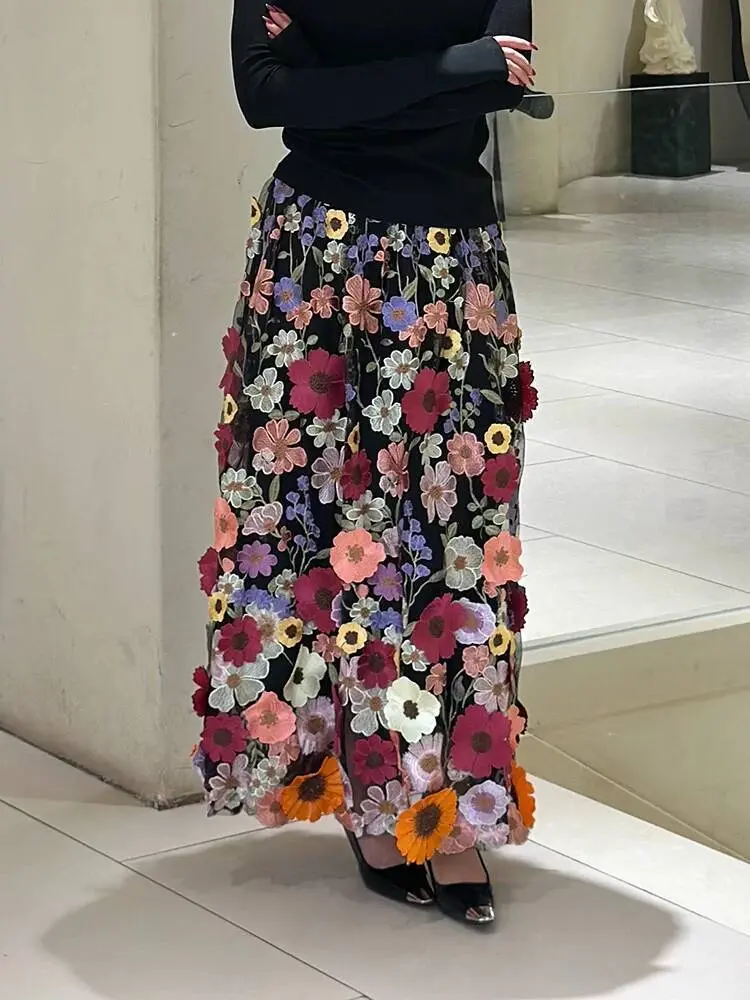 LANMREM Heavy Industries Embroidered French Chic Three Dimensional Multi Colored Flower Yarn Skirt 2025 New Famale Skirts2DB3500