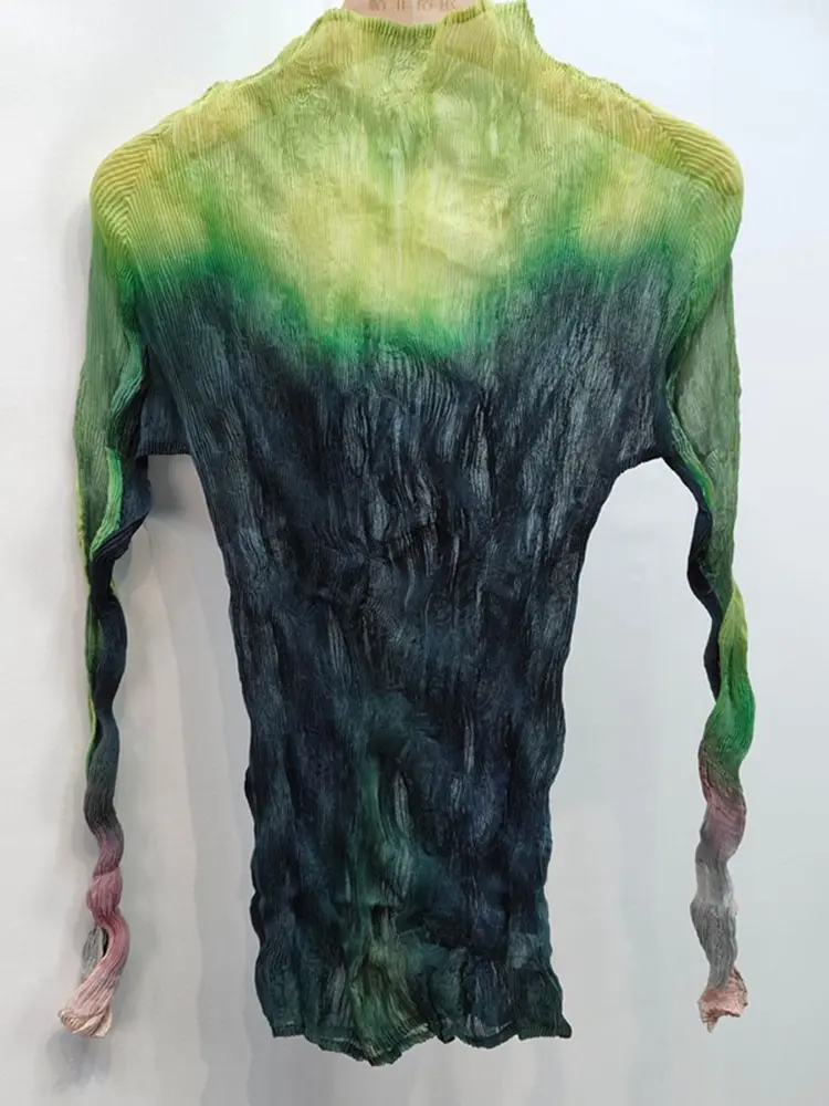 LANMREM Pleated T-shirt Women Long Sleeve Light Base Shirt Fashion Gradient Personality Versatile Tops 2025 Spring Summer 2DE446