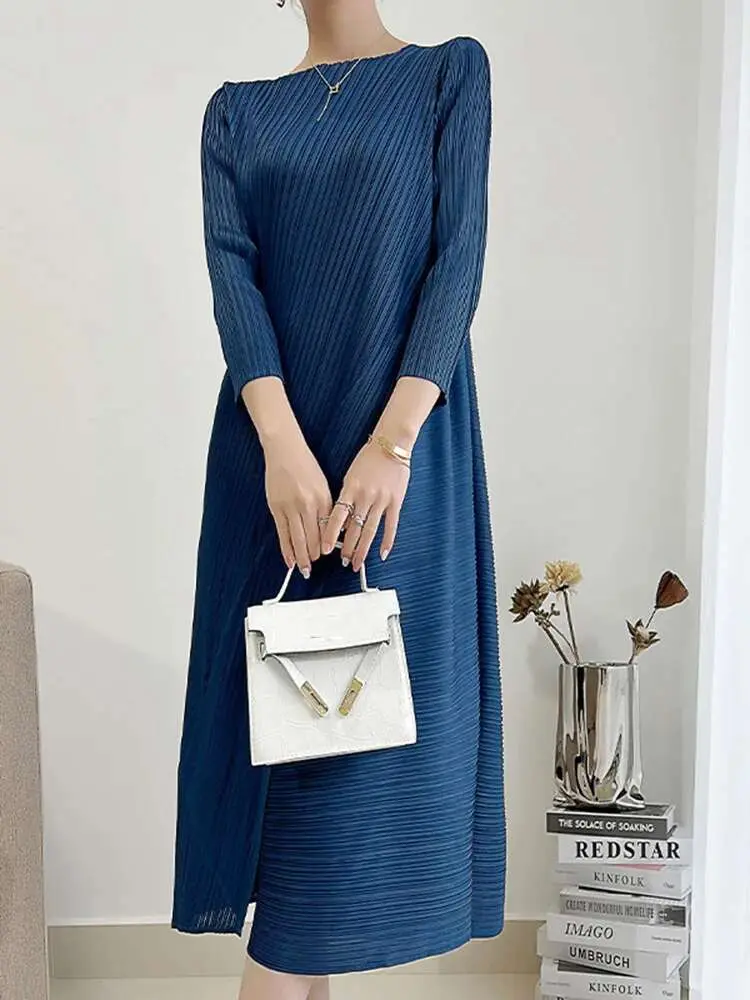 LANMREM Pleated Solid Color Dress For Women Round Neck Loose Mid-calf Dresses Office Lady Female Fashion 2025 Spring 2N749
