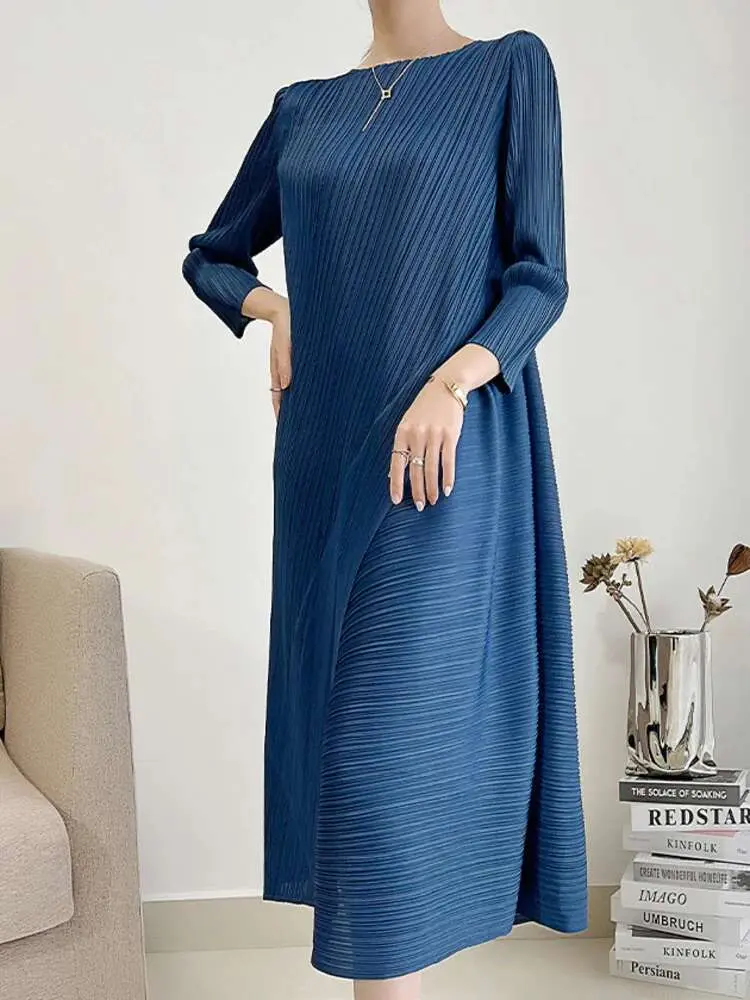 LANMREM Pleated Solid Color Dress For Women Round Neck Loose Mid-calf Dresses Office Lady Female Fashion 2025 Spring 2N749