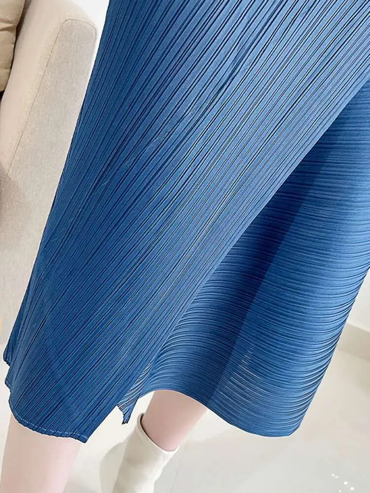 LANMREM Pleated Solid Color Dress For Women Round Neck Loose Mid-calf Dresses Office Lady Female Fashion 2025 Spring 2N749