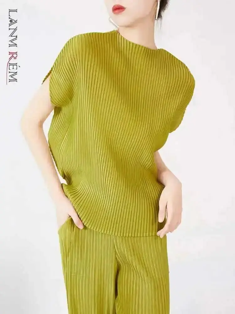 324