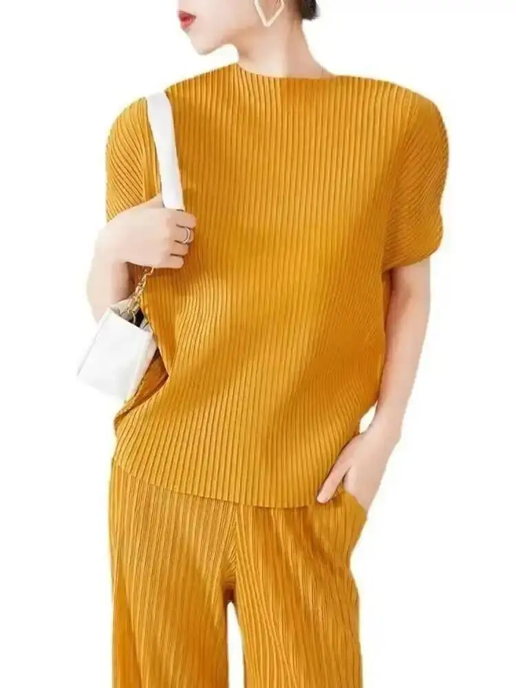 LANMREM Solid Color Pleated T-Shirt Women Fashion 2025 Summer New Round Neck Short Sleeve Loose Casual Versatile Tops 2DE673