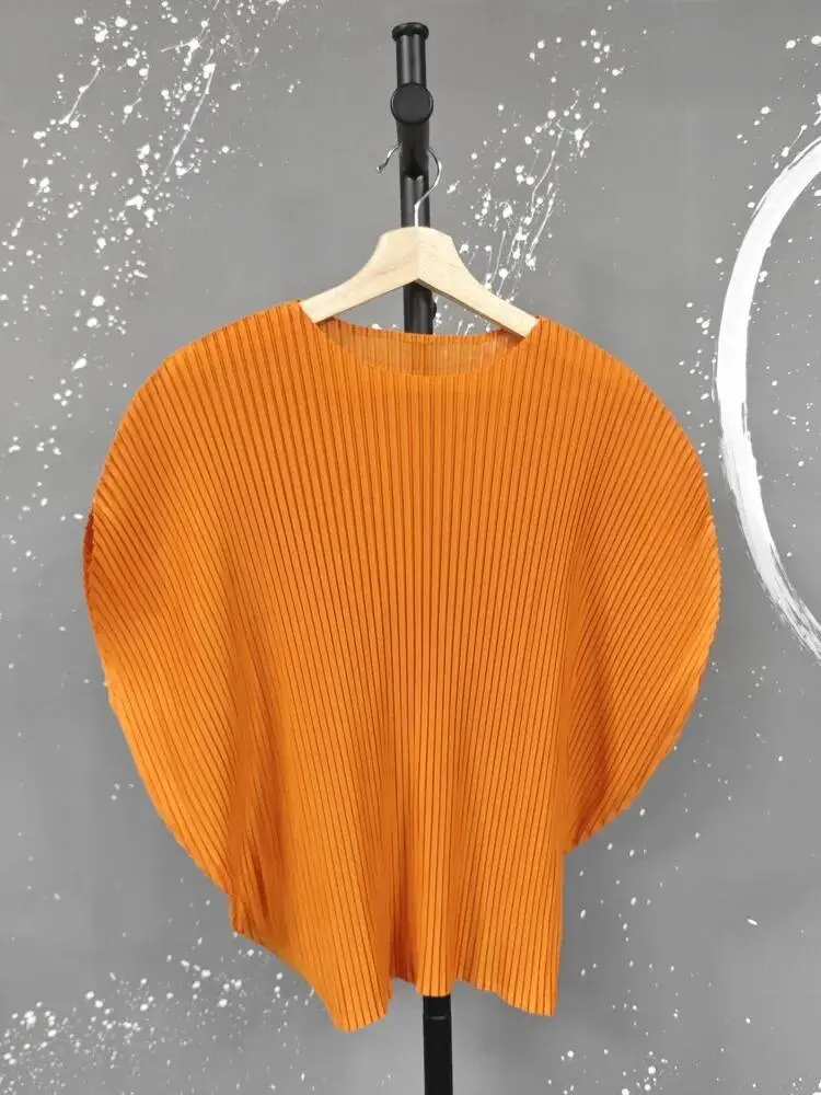 LANMREM Solid Color Pleated T-Shirt Women Fashion 2025 Summer New Round Neck Short Sleeve Loose Casual Versatile Tops 2DE673
