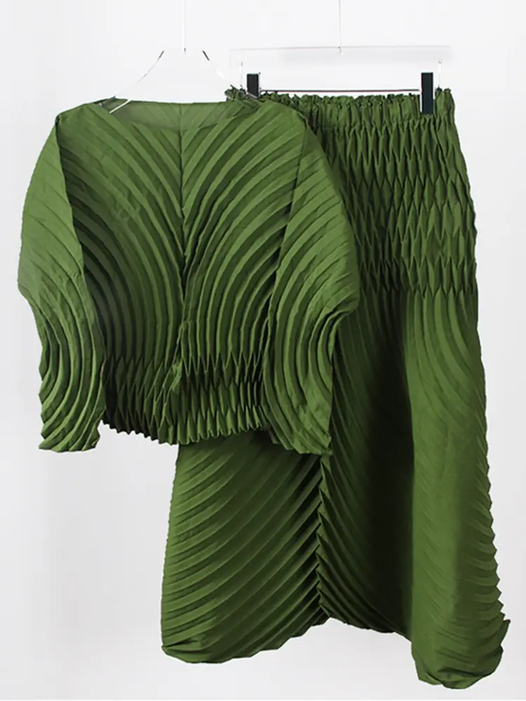 LANMREM Solid Color Pleated 2 Pieces Sets Women Fashion Round Neck Long Sleeves Tops Loose Flare Pants 2025 Spring New 2AA1626