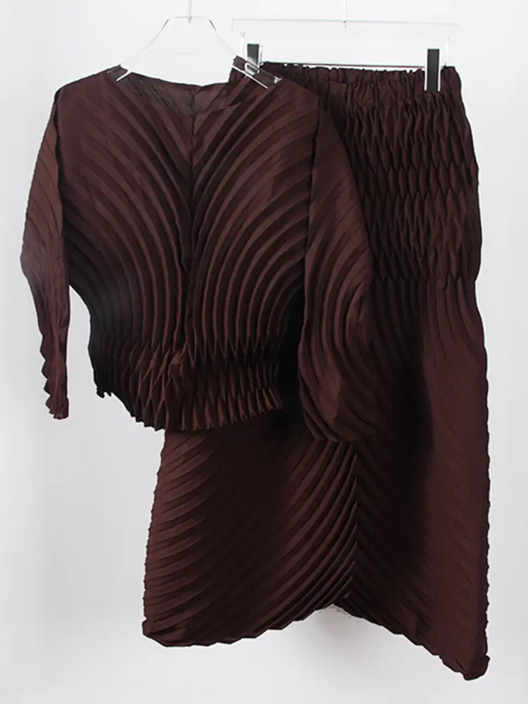 LANMREM Solid Color Pleated 2 Pieces Sets Women Fashion Round Neck Long Sleeves Tops Loose Flare Pants 2025 Spring New 2AA1626