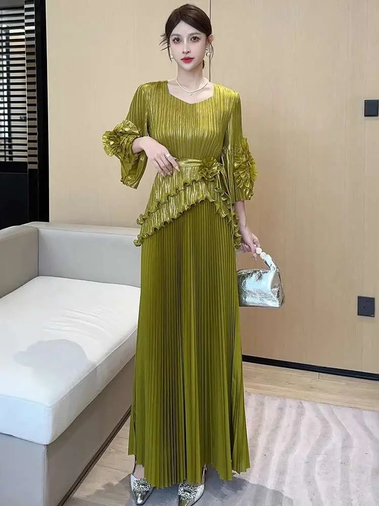 LANMREM Temperament Pleated Sets Spring 2025 New Women's Hot Gold Irregular Tops High Waist Long Half Skirt Two-piece Set 2DE298