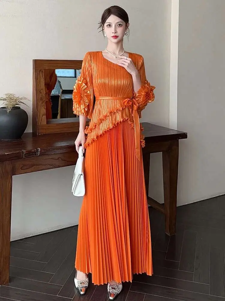 LANMREM Temperament Pleated Sets Spring 2025 New Women's Hot Gold Irregular Tops High Waist Long Half Skirt Two-piece Set 2DE298