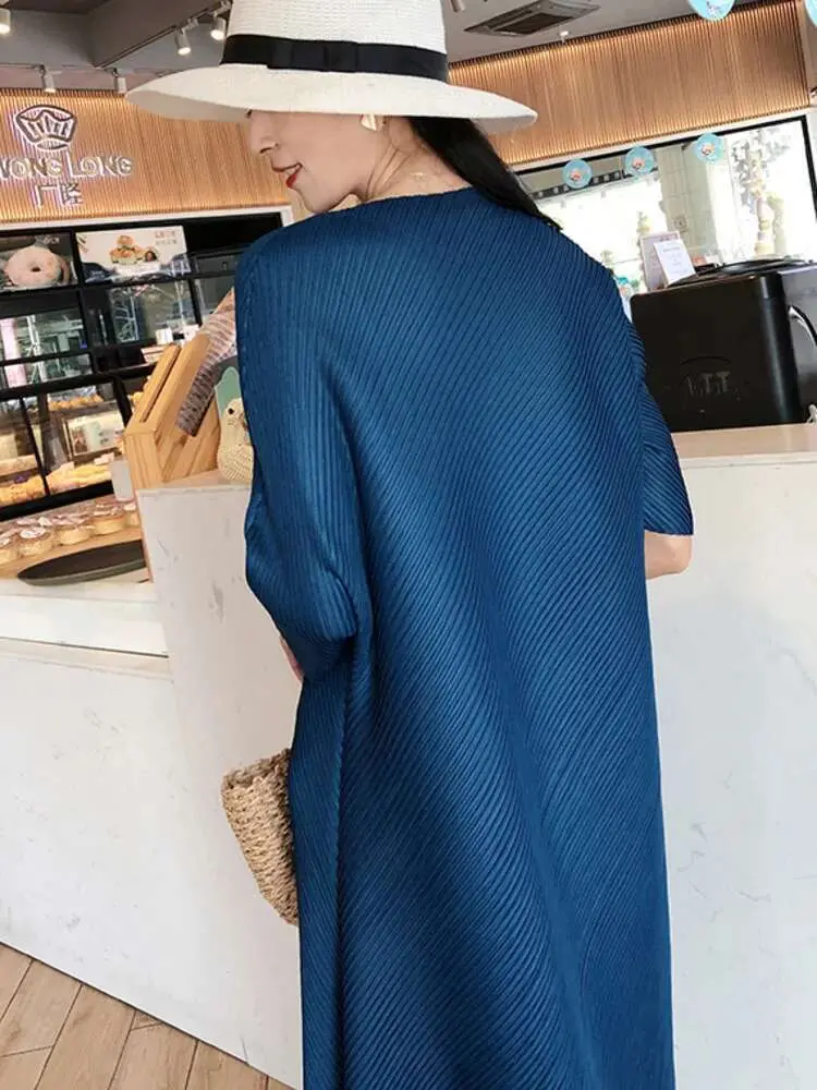 LANMREM Irregular Women Pleated Dress O-neck Three Quarter Oblique Stripe Dresses Causal Female Clothes 2025 Summer New 2YA287