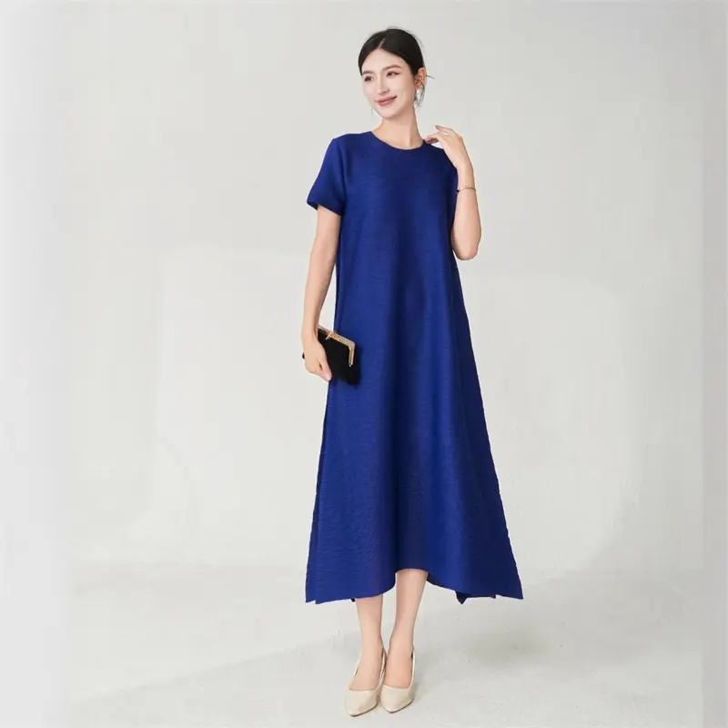 LANMREM Niche High-end Grey Women's Pleated Dress Loose Elegant Short Sleeve Round Collar Folded Design Famale Clothing 2DB4095