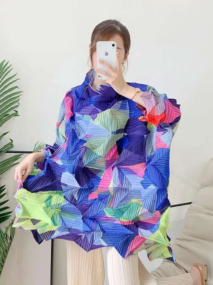 LANMREM Loose Printing Pleated T-shirt For Women Stitching Color Turtleneck Female Fashion Top 2025 Summer Spring 2R4284