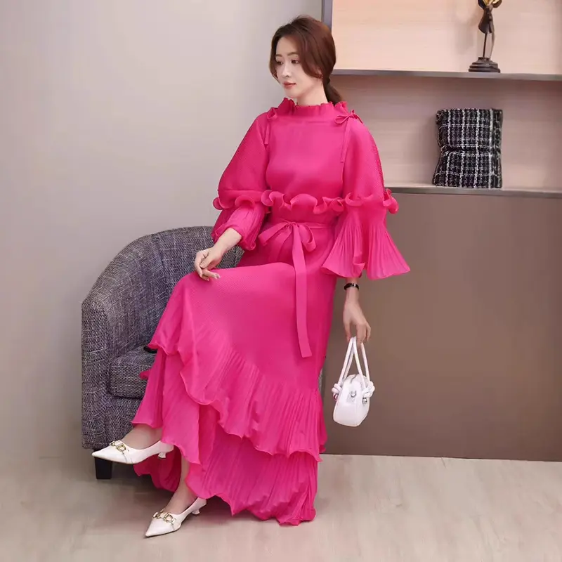 LANMREM Niche Ruffled Design Pleated Women's Dress 2025 New Temperament Patchwork Flare Sleeve Bandage Waist Dresses 2DB3777