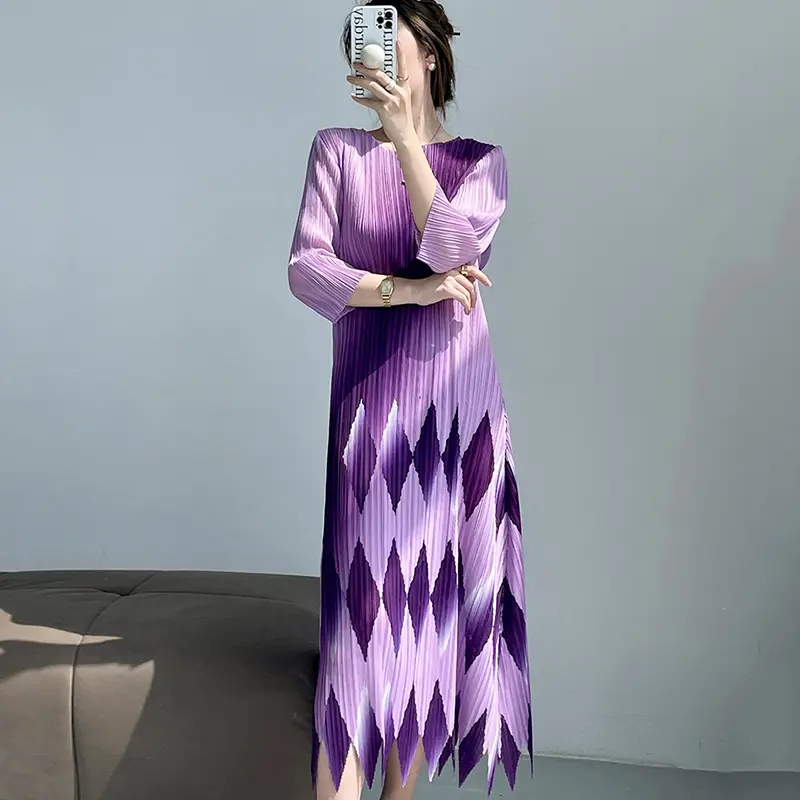 LANMREM Chic New Colorblock Spliced Gradient Print O-neck Pleated Women's Dress Elegant Elastic Slim Mid-Length Dresses 2DB3632