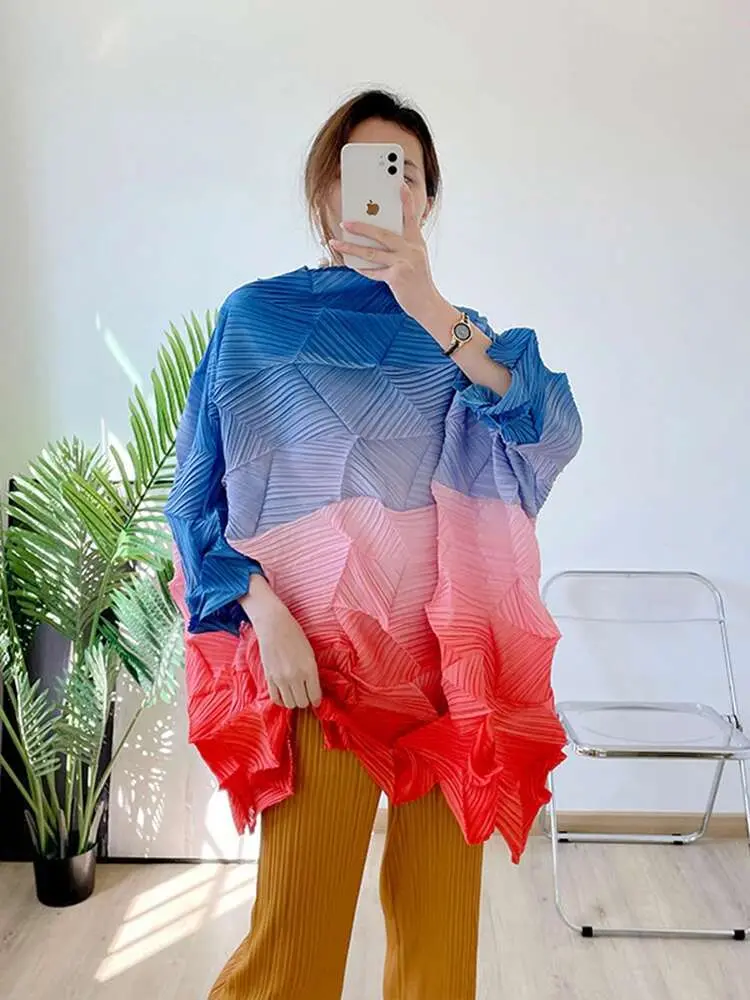 LANMREM Pleated Gradient Shirts For Women 2025 Spring And Summer New Color Block Fold Pullover Loose Irregular Long Shirt 2R1275