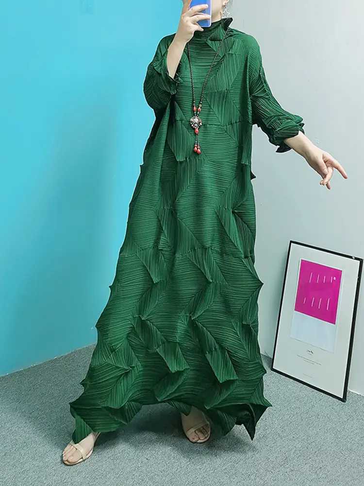 LANMREM Pleated Maxi Dress For Women Turtleneck Solid Color Loose Style Female Fashion Clothing 2025 Spring Summer New 2DA3596
