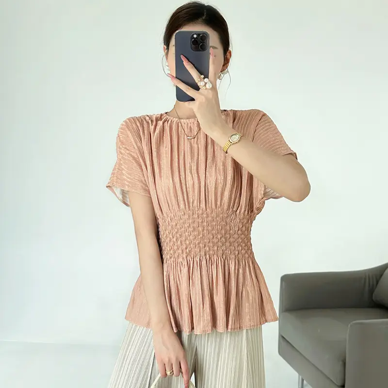 LANMREM Elastic Slim Waist Design Pleated Women's T-shirt 2025 Summer New Round Collar Chic High-End Short Sleeve Top 2DB3841