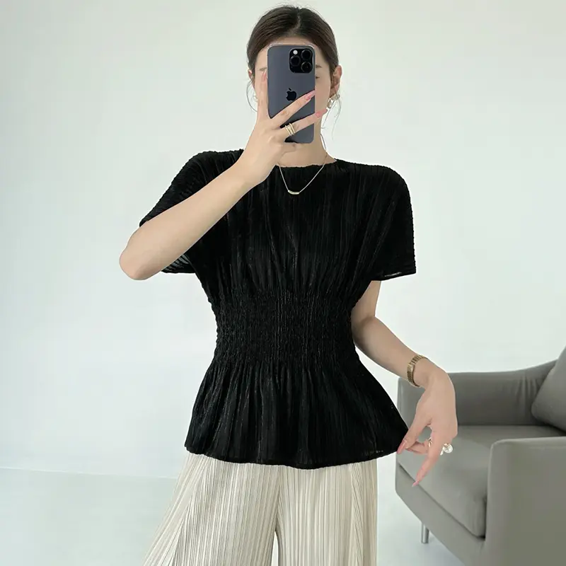 LANMREM Elastic Slim Waist Design Pleated Women's T-shirt 2025 Summer New Round Collar Chic High-End Short Sleeve Top 2DB3841