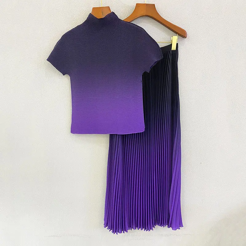 LANMREM Women's Pleated Casual Suit Feminine Show Thin T-shirt Skirt Two-piece Fit Fashion Tide Summer 2025 New Arrival  2K2224