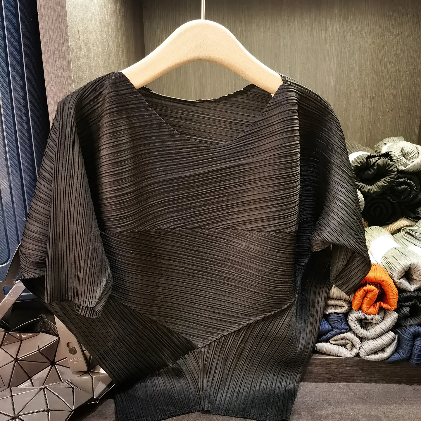LANMREM High-End Niche Irregular Pleated Round Neck T-Shirt Women's Top Loose Casual Batwing Sleeve Pullover Summer Tee 2DB4061