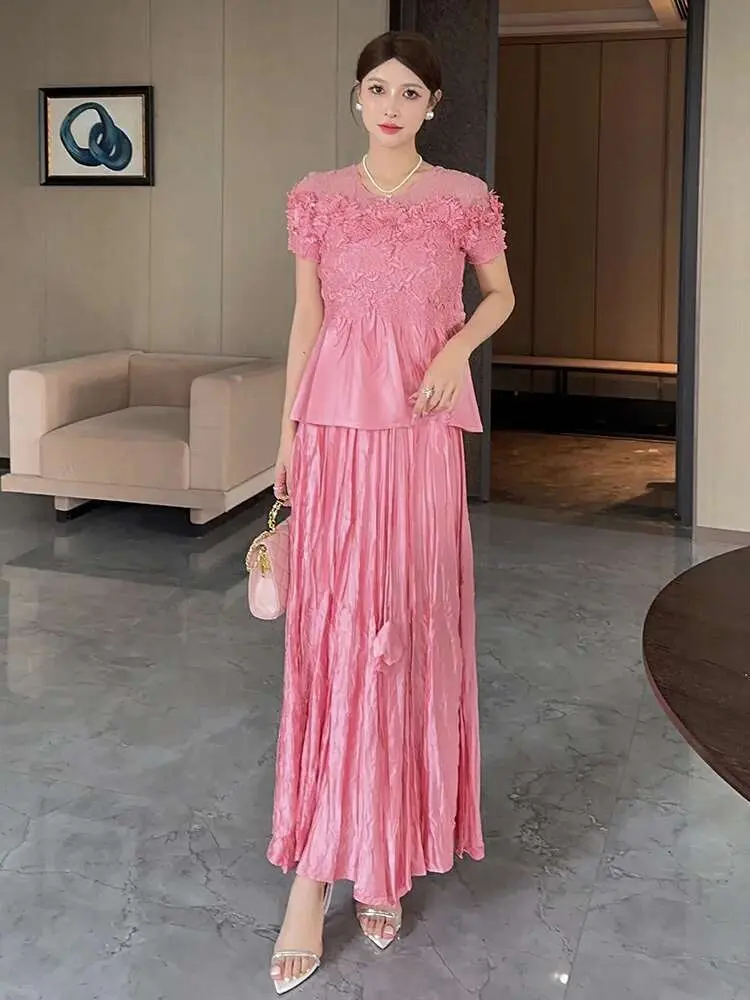 LANMREM Chic Embossed Splicing Set Women's Sweet Three Dimensional Flower Summer 2025 New Top Half Skirt Two Piece Set 2DB2511