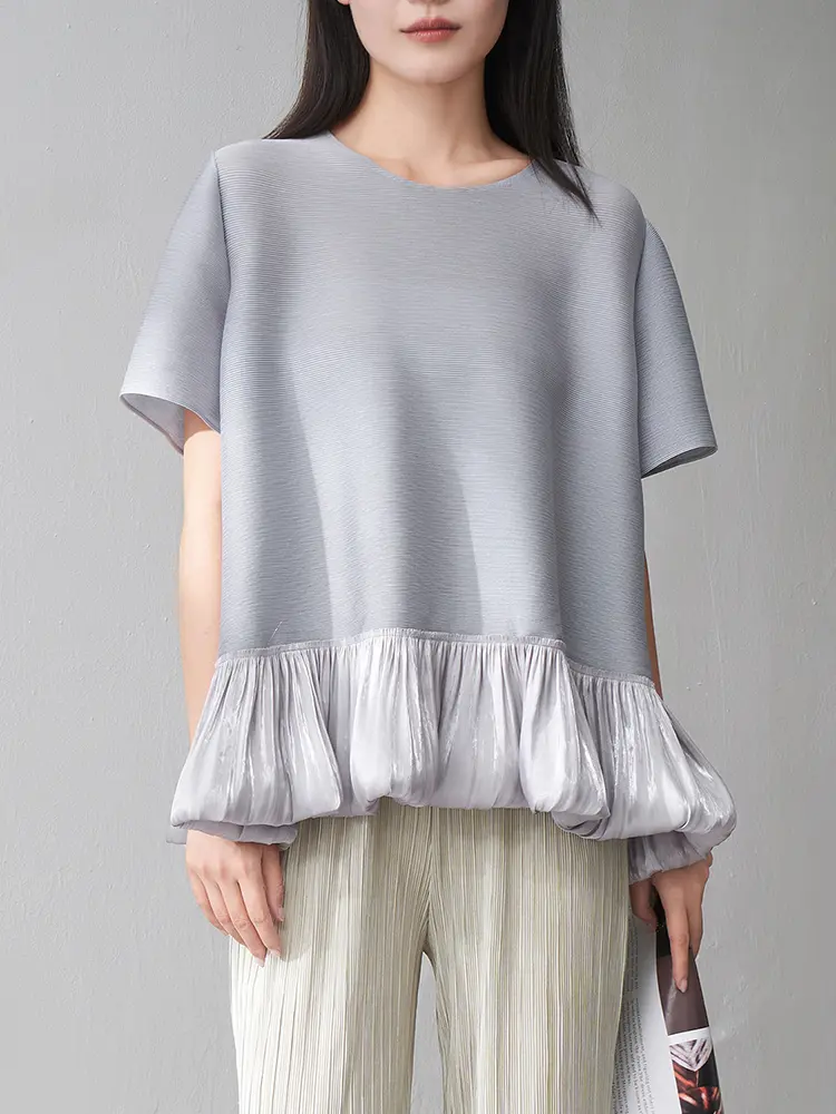LANMREM Ruffles Hem Pleated T-shirt For Women 2025 Summer New Round Neck Short Sleeves Loose Shirt Female Casual Top 2DM1024