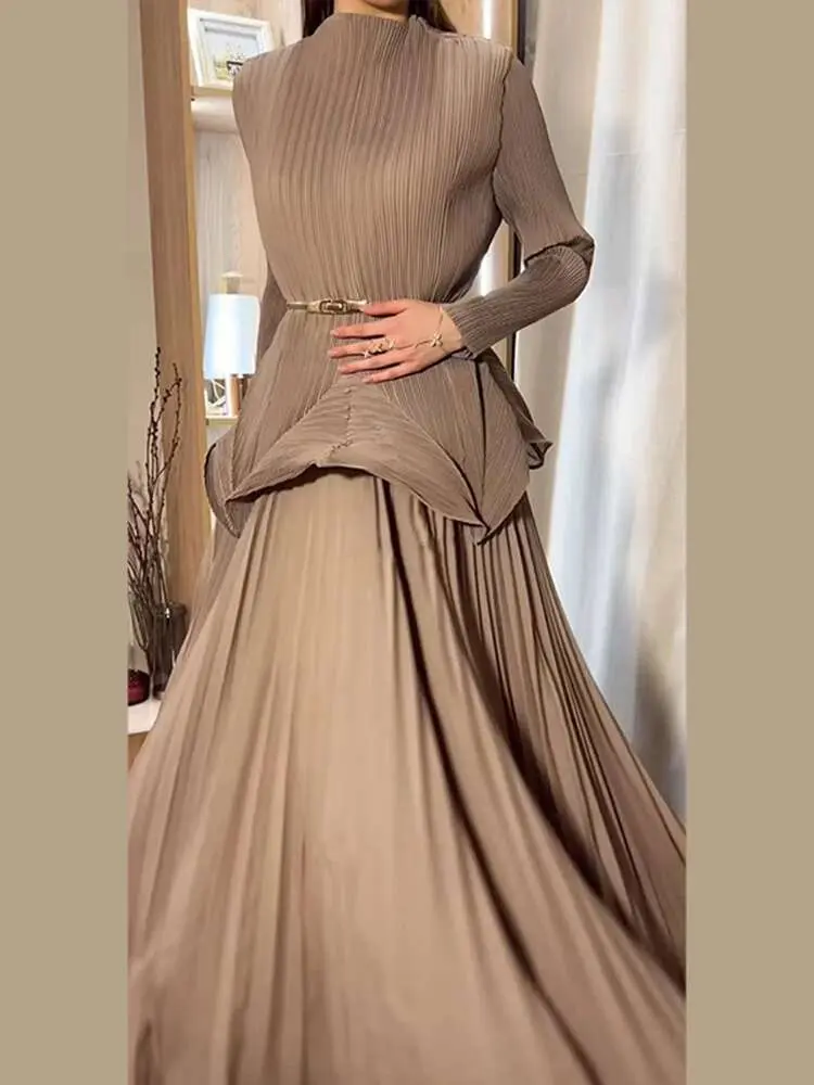 LANMREM High Quality Fashion Pleated Two Pieces Set For Women 2025 New Irregular Hem Tops And Elastic Waist A-line Skirt 2DB2732