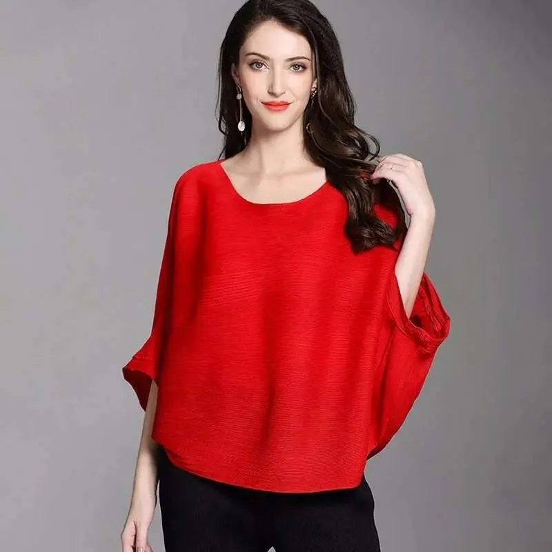 LANMREM 2025 High Quality New Fashion Loose Pleated T-shirt Round Collar Batwing Half Sleeve Pleated Women's  Tops YE112