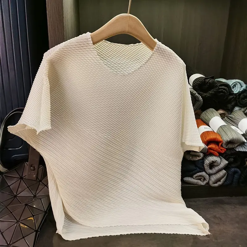 LANMREM Design Niche Unique Pleated Short Sleeved T-shirt For Women Loose Round Collar Irregular Spliced Pullover Tops 2DB3310