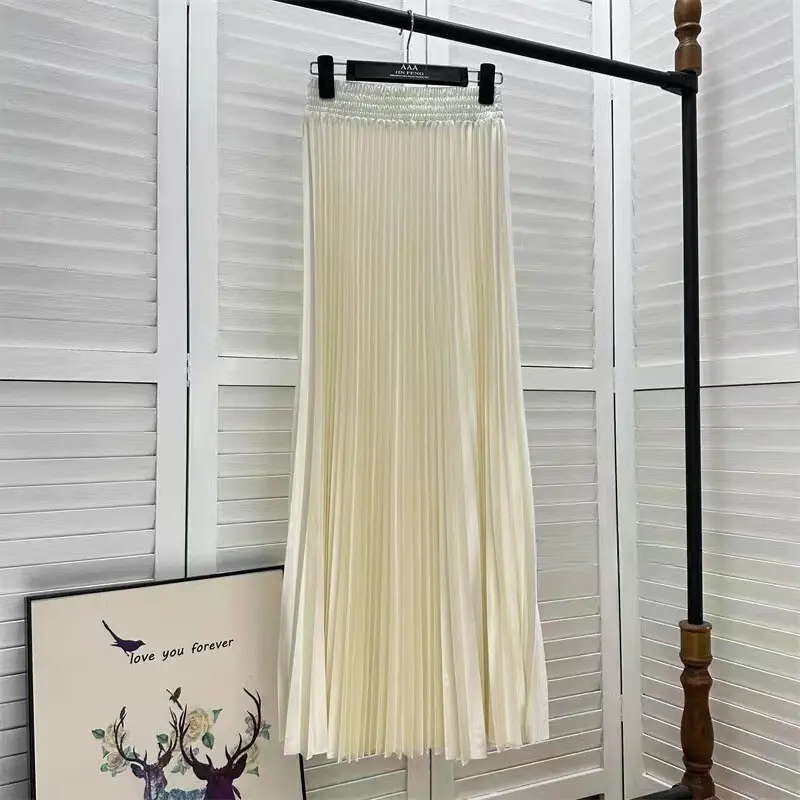 LANMREM Elastic High Waist Folded Skirts For Women Solid Color Casual Fashion Summer 2025 New A-line Skirts Chic Bottoms 2DB3160
