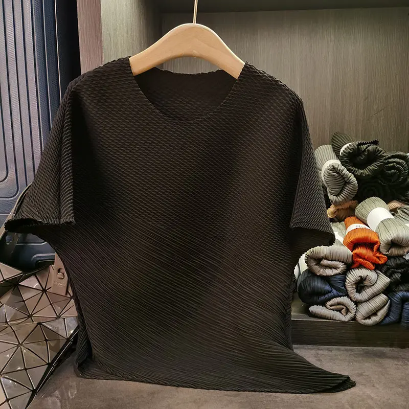 LANMREM Design Niche Unique Pleated Short Sleeved T-shirt For Women Loose Round Collar Irregular Spliced Pullover Tops 2DB3310