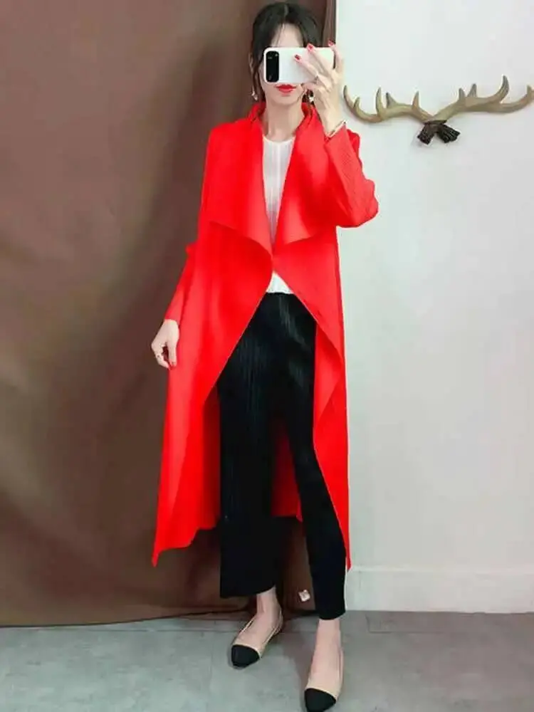 LANMREM Pleated Trench Coat For Women Lapel Long Sleeves Solid Color Loose Cardigan Outwear Clothing 2025 Spring Summer 2D1612