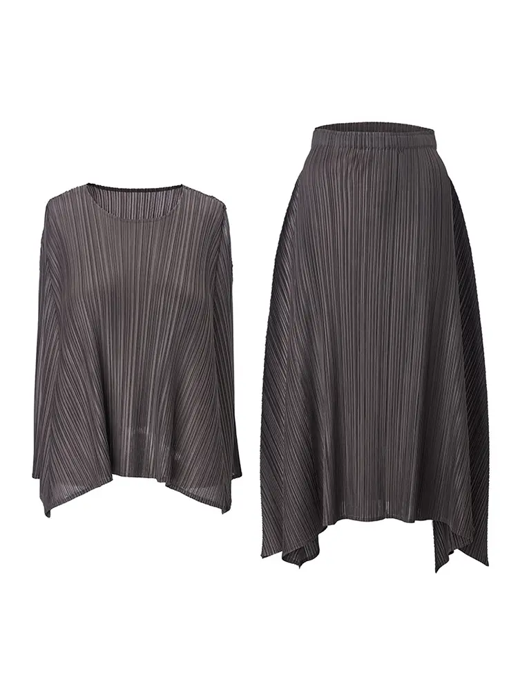 LANMREM Casual Loose Pleated Two Pieces Set For Women 2025 New Summer Chic Sleeveless Tops And Elastic Waist Skirt Sets 2DB2684