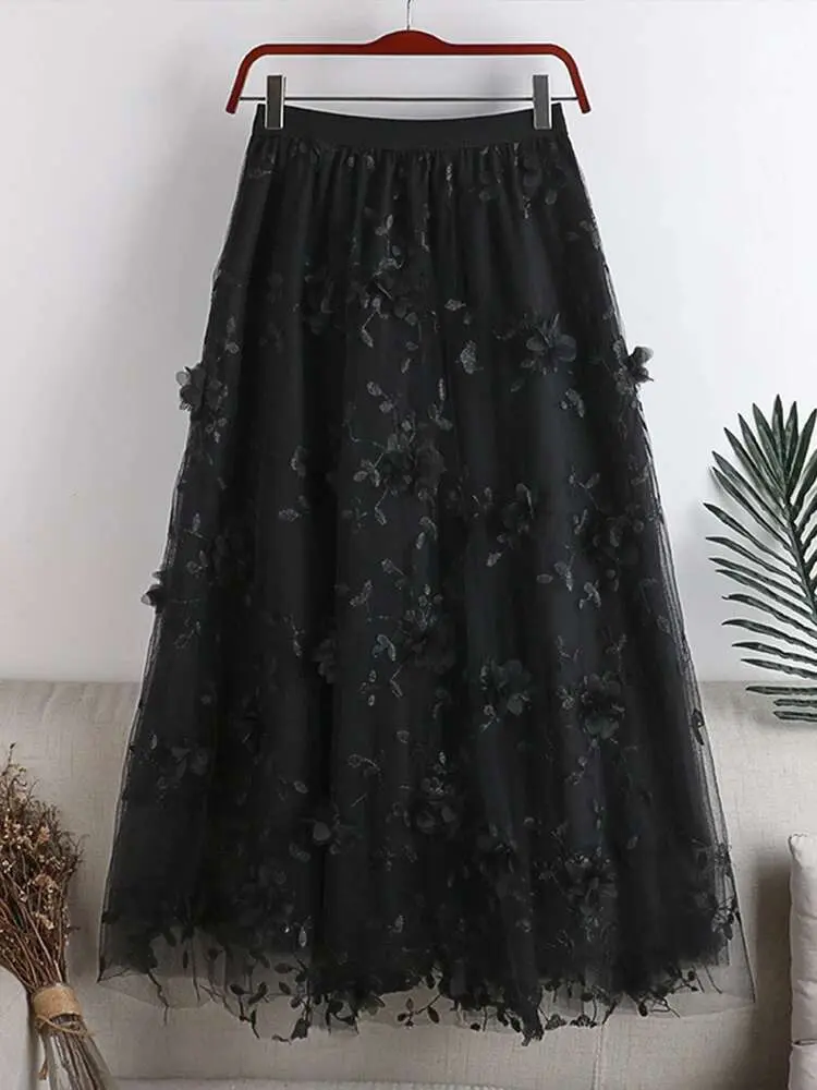 LANMREM Embroidered Floral Spliced Mesh Skirt Women Casual Elastic High Waist A-line Skirts Fashion 2025 Spring New 2AA2763