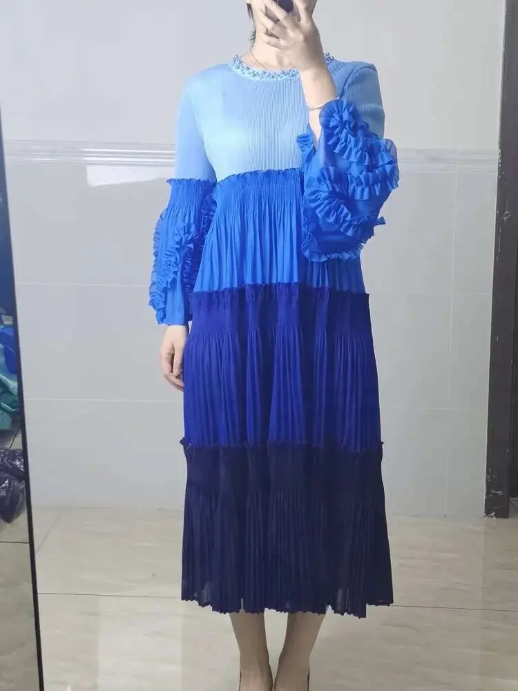 LANMREM Pleated Ruffle Dress For Women Round Neck Flare Sleeves Color Block Fashion Dresses Ladies Party Clothing New 2DB2320