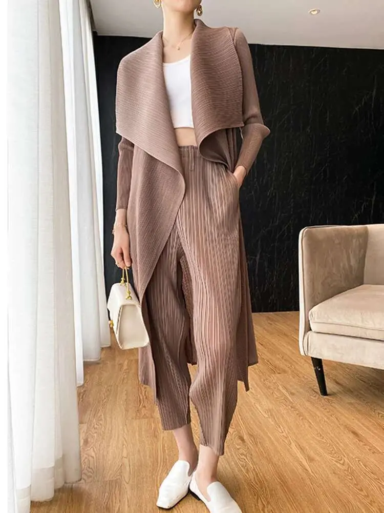 LANMREM Pleated Long Trench Thin Temperament Solid Color Big Lapel Open Stitch Coat Female Fashion Coat 2023 New Autumn 2C785