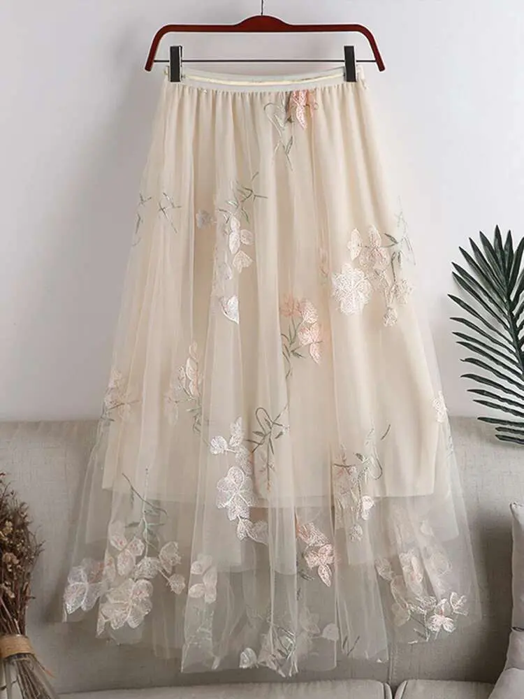 LANMREM Embroidered Flowers Double Gauze Skirts Women's Fashion 2025 Spring Summer High Waist Temperament Versatile Skirt 2DE552