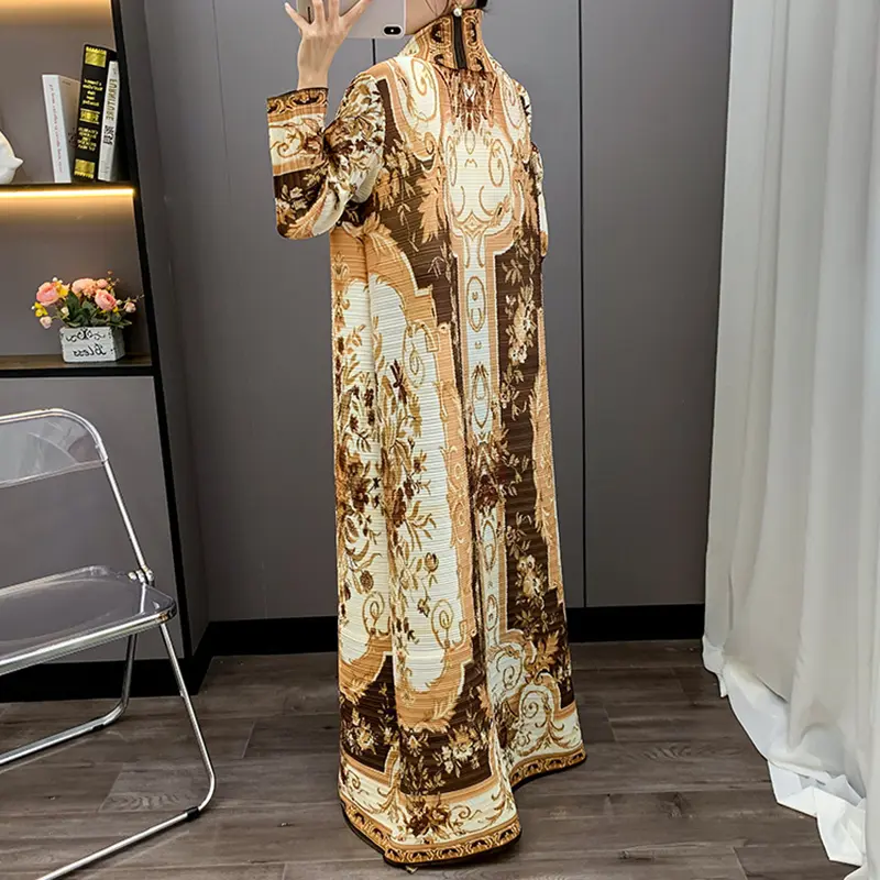 LANMREM High Quality Double Layer Sewn Lapel Pleated Trench Coat Autumn 2025 New Print Elastic Loose Women's Arab Robe 2DB3932