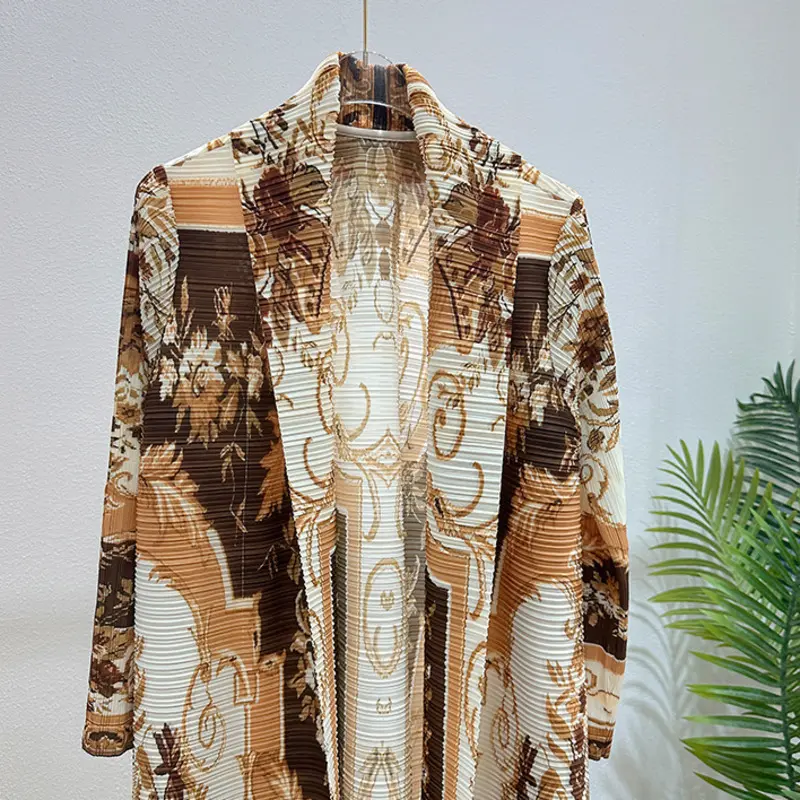 LANMREM High Quality Double Layer Sewn Lapel Pleated Trench Coat Autumn 2025 New Print Elastic Loose Women's Arab Robe 2DB3932