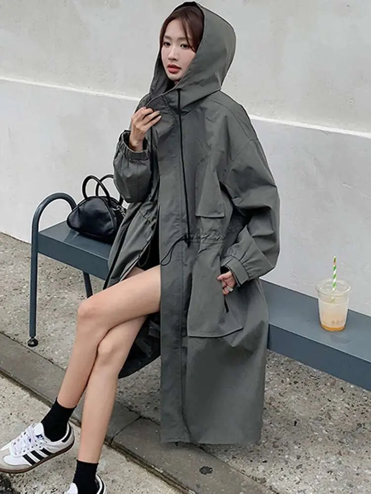 LANMREM Vintage Hooded Trench Coat Women Pockets Drawstring Gathered Waist Loose Windbreaker 2023 Autumn New Clothing 2AA2832