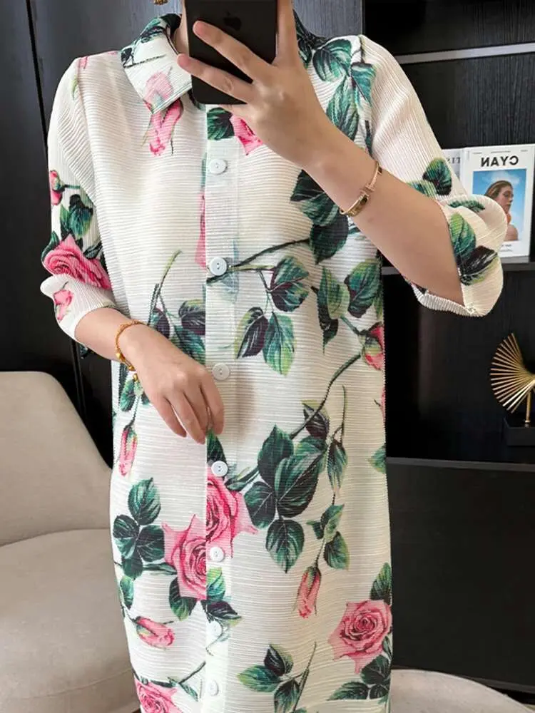 LANMREM French Flower Printing Women's Pleated Dress Fashion Three Quarter Sleeve Single Breasted Cardigan Dresses 2025 2DE165