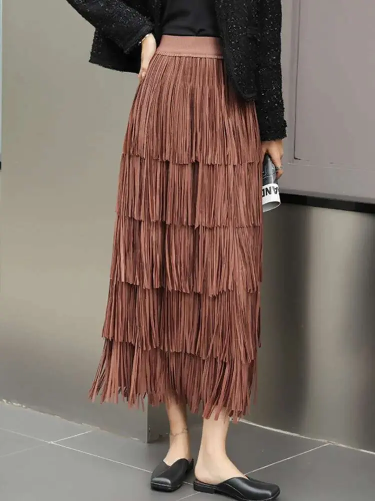 LANMREM Tassel Pleated Skirts For Women High Elastic Waist Solid Color Long Length Female Party Clothing 2025 Spring New 2DB1978