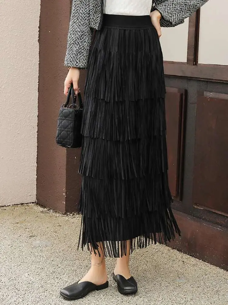 LANMREM Tassel Pleated Skirts For Women High Elastic Waist Solid Color Long Length Female Party Clothing 2025 Spring New 2DB1978