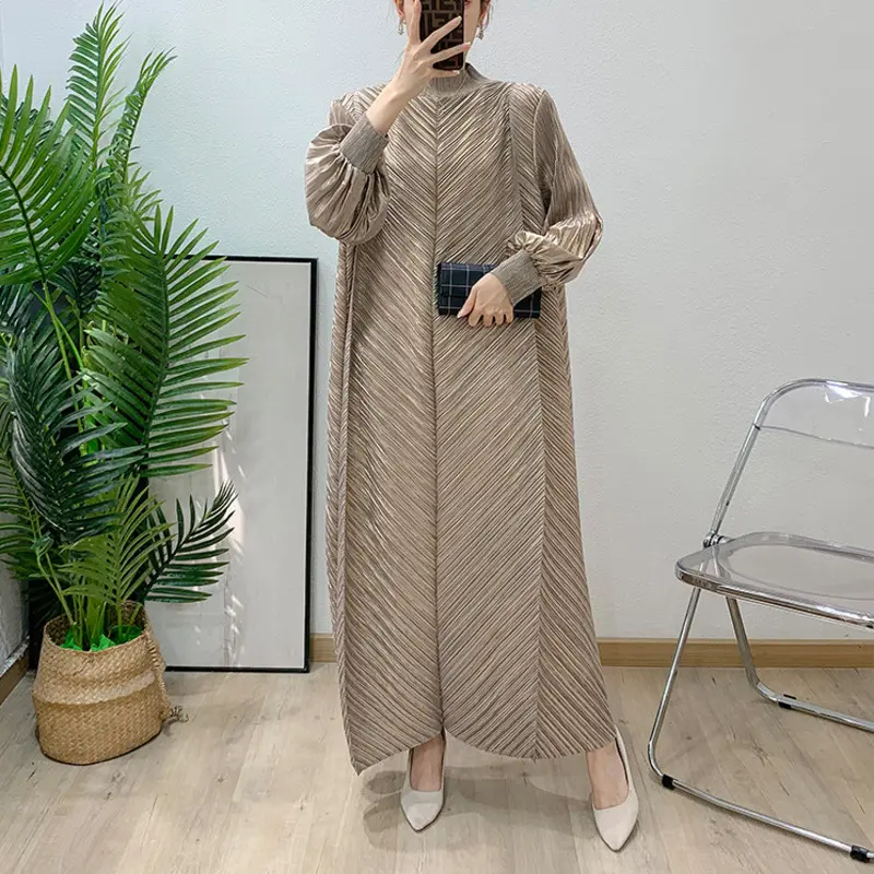 LANMREM High Quality Gold Foil Stamping Pleated Dress Women's Lantern Long Sleeved Loose Casual Long Dresses 2025 New 2DB2482