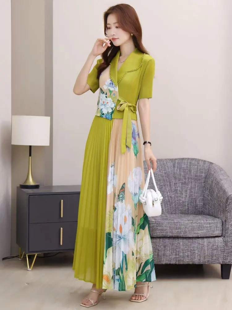 LANMREM Bandage Printting Spliced Design Women's Pleated Two Piece Set V Collar Short Sleeve Top And A-link Skirt Chic 2DB3314